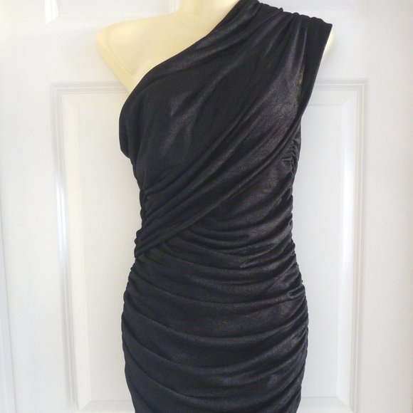 DECAPOLIS One Shoulder Small Black Dress - Picture 1 of 7